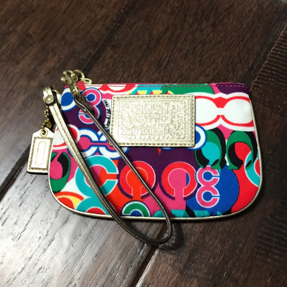 Coach wristlet - Picture 1 of 3
